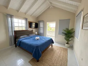 Pink Sands-At Bel Air - Image 2