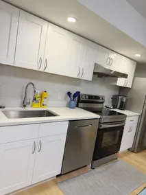 Spacious 1BR Private Suite | Events Centre |TradeX - Image 5