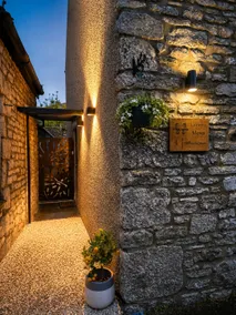 Muddy Boots-La Petite Mews - Image 3