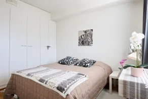 Bright Central Raisio 1BR Apt - Balcony & Sauna - Image 3