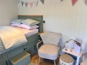 Peaceful Shepherd Hut near Clovelly - Image 2