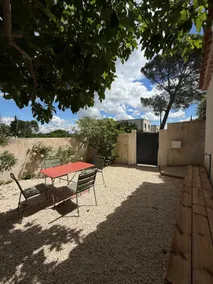 Independent air-conditioned house in Avignon for 2 to 4 people - Image 3