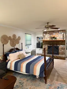 Stuyvesant Hearth Suite - Image 4