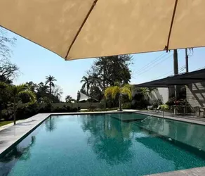 New loft with a pool. - Image 3