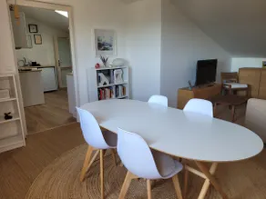 Air-conditioned apartment with parking. Bourgades neighborhood - Image 2
