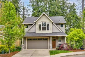 Walk to Park & Creekside Trails! Modern Sandy Home - Image 4