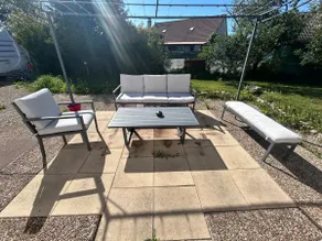 Apartment with a terrace - Image 5