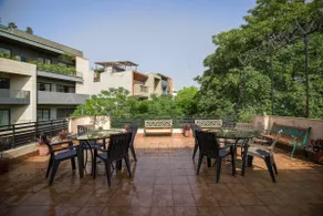 Cozy Studio Stay Near Huda City Metro | Sec 28 GGM - Image 4