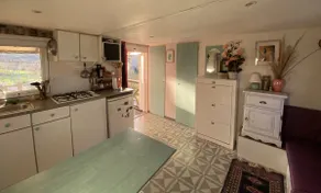 Small, self-contained dwelling – unobstructed view - Image 5