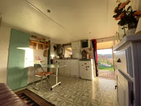 Small, self-contained dwelling – unobstructed view - Image 3