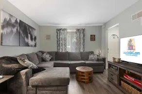 2BR Townhome_KingBeds_back patio to relax - Image 4
