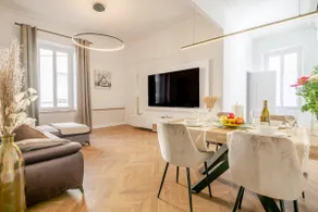 PURE HOMES | 2 Suites & stylish terrace - Image 2