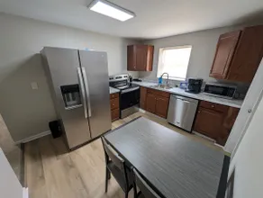 3BR 2Bath near Bon Secours SF Hospital with Fence - Image 3