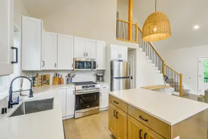 Lakeside Bliss in Tahuya! Modern Family Getaway - Image 5