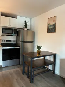 Copper Co. #3 | Central, Style & Comfort - Image 3