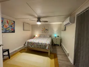 Cozy Summerville Cottage, Sleeps 6, Pet Friendly - Image 5