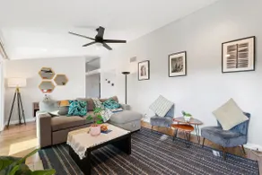 Covina Well-Composed |3 Bedrooms Big yard House - Image 2