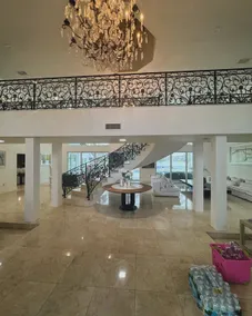 The One Castle - Image 5