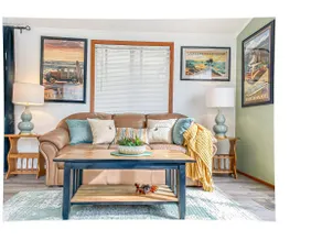 Meadowview Clean & Comfortable Home by River Side - 2bed 2bath house - Image 2