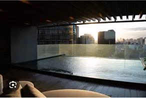 Renovated property with spectacular views - Image 2