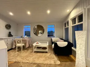 Cozy Icelandic Cabin - Image 2