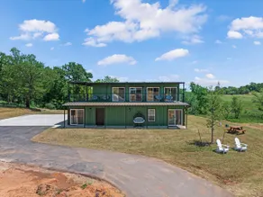 New*Fishing*Turf Field*Sleeps 16*Hit Cage*Poker - Image 5
