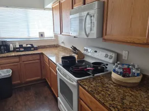 Best location cozy condo in Biloxi Beach, 2b-1.5b. - Image 2