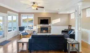 Charming 3BR Cabin - Jacuzzi Tub - LAKE VIEW - Image 4