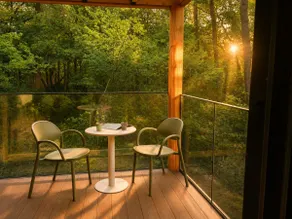 105 - The Bird's Nest. Suite with sauna & bath - Image 3
