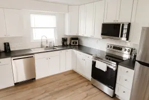 Spacious Family Home (Sleeps 10) - Image 5