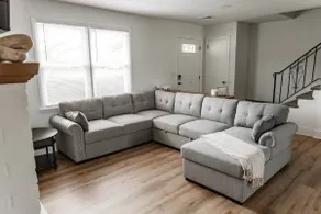 Spacious Family Home (Sleeps 10) - Image 2