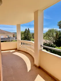 Spacious apartment in the Gulf of Saint-Tropez - Image 5