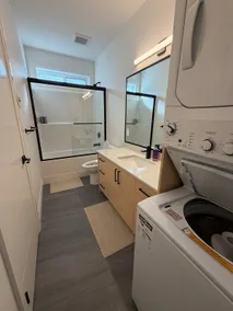 VIU Studio - Image 4