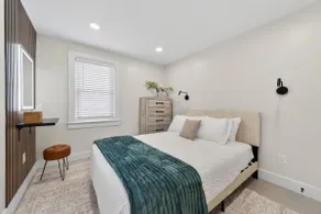 Luna Vista Rose Suite - Image 2