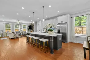Atlanta Retreat Near BeltLine | BBQ & Games - Image 3