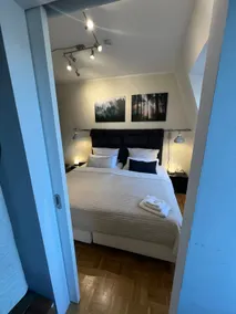 Central+Modern: quite 2-Rooms, sunny 48 sqm - Image 2