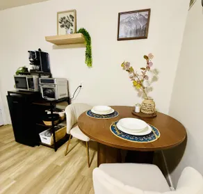Downtown 1BR Suite ~ Walk Everywhere + Parking - Image 3