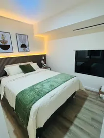 Premium NYC-Style Apartment | Prime Location - Image 4