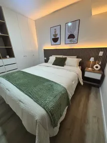 Premium NYC-Style Apartment | Prime Location - Image 2