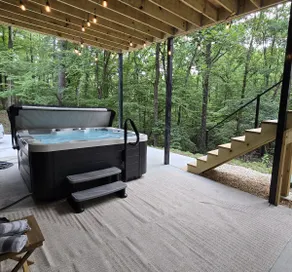Peaceful Modern A-Frame Near Lake Catherine - Image 3