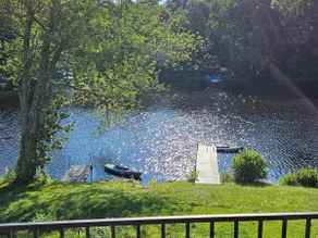Lake Front Cottage - Image 2
