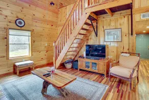 Hike & Unwind - Quiet Wooded Getaway in Pikeville - Image 5
