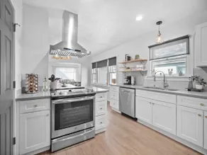 Conveniently located 3 BD 2 Bath house by Gonzaga - Image 3