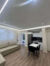 Golden Stay - Image 2