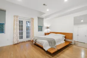 Temp House. - Image 3