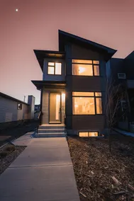 Chic Central 3BR: Martini Bar & Patio. Near DT/WEM - Image 2