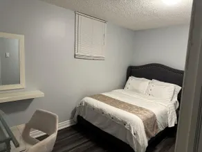 Elegant 2BR Suite Near Scarborough Bluffs Beach - Image 3