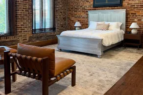 Historic Downtown Media Loft - Walk Everywhere - Image 5