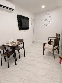 Modern Private Studio | Netflix | Nearby Beaches - Image 3