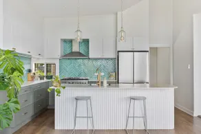 Beau Tide Retreat Modern Luxury River Views - Image 3